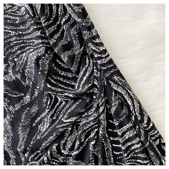 CHAUS Black & White Zebra Animal Print Cap Sleeve Sheath Career Dress Sz S - Picture 4 of 6